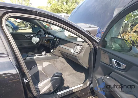 2024 Volvo S60 Plus z USA, uszkodzony, nr VIN 7JRL12FH6RG291404